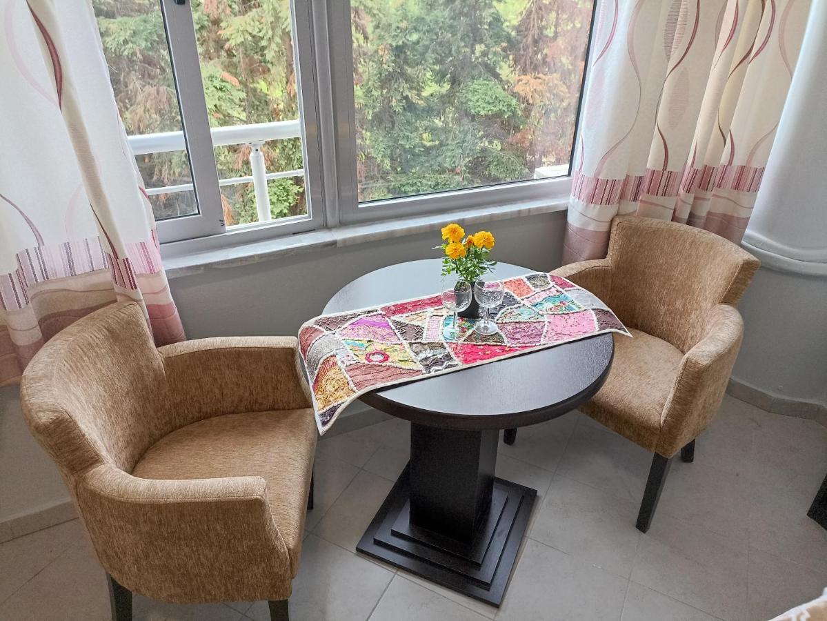 10 Apartmants Olimpia Mir Драч Екстериор снимка