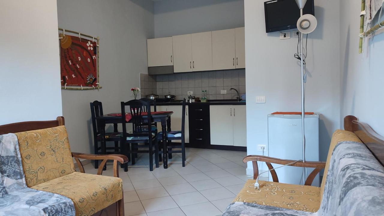 10 Apartmants Olimpia Mir Драч Екстериор снимка