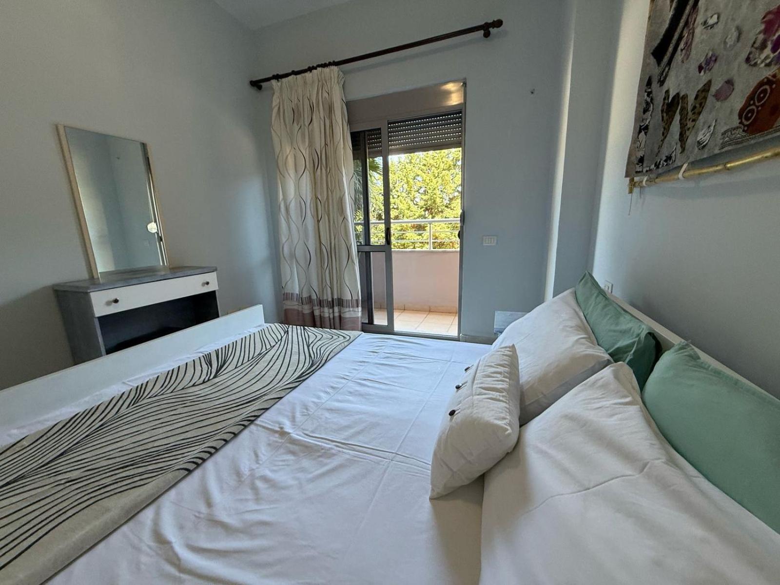 10 Apartmants Olimpia Mir Драч Екстериор снимка